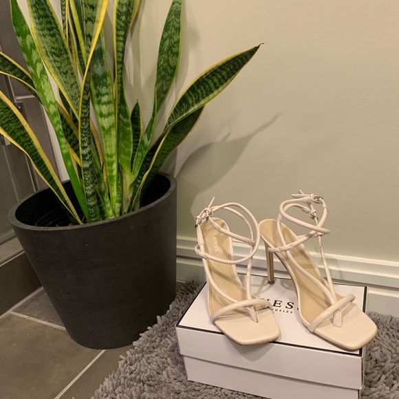 guess bilma heels
